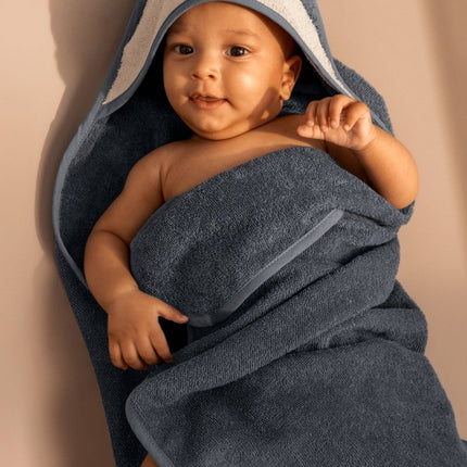 Liewood Badcape Baby Albert Penguin Ocean View Mix koop je bij Babywinkel