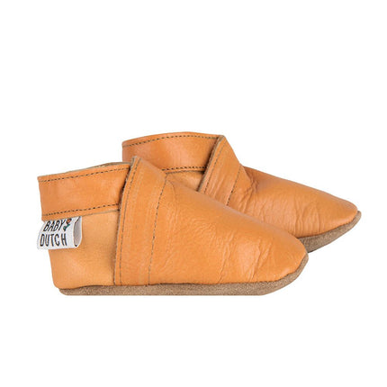 Baby Dutch Baby Schoentjes Effen Cognac koop je bij Babywinkel