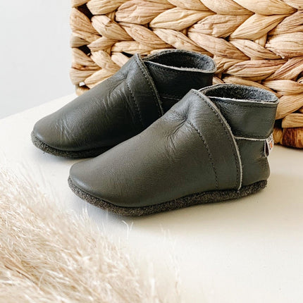 Baby Dutch Baby Schoentjes Effen Zwart koop je bij Babywinkel