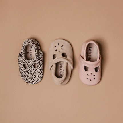 Baby Dutch Baby Schoentjes Juna Roze Suede koop je bij Babywinkel