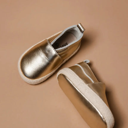 Baby Dutch Baby Schoentjes Lou Gold Metallic koop je bij Babywinkel