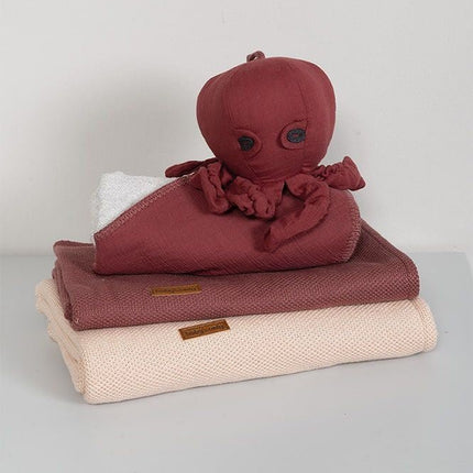 Baby's Only Badcape Baby Breeze Stone Red 75x85 koop je bij Babywinkel