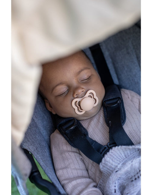 BIBS Speen Maat 1 Blush Supreme Silicone koop je bij Babywinkel