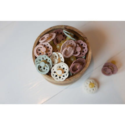 BIBS Speen Maat 2 Latex Boheme Ivory/Blossom 2st koop je bij Babywinkel