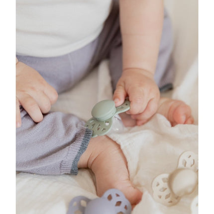 BIBS Speen Maat 2 Silicone Symmetrical Ivory/Sage 2st koop je bij Babywinkel