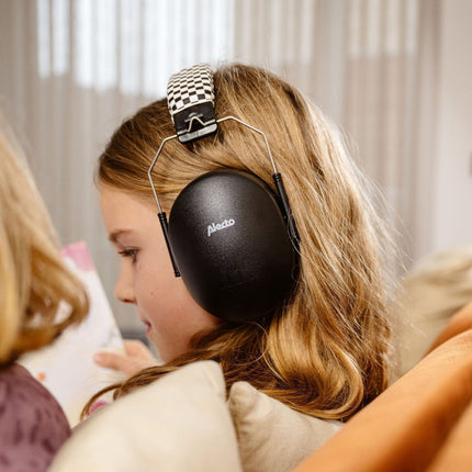 BV - 71BK - Earmuffs for babies and toddlers - black EOL koop je bij Babywinkel
