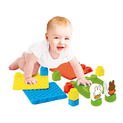 Clementoni Speelmat Nijntje koop je bij Babywinkel