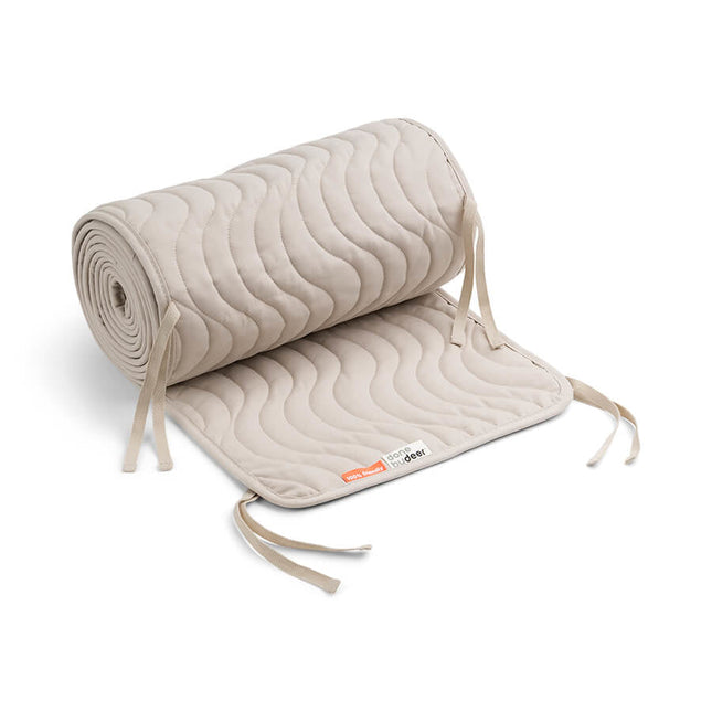Done by Deer Bedomrander Met Touwtjes Waves Sand koop je bij Babywinkel