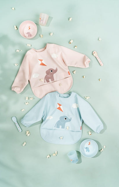 Done by Deer Slabbetje Playgrond Powder met Mouwen koop je bij Babywinkel