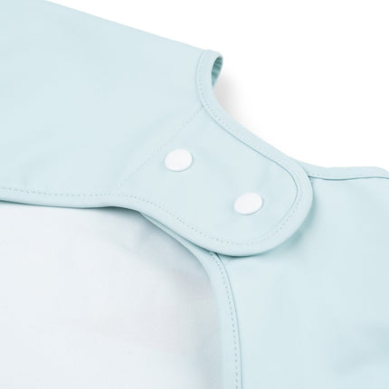 Done by Deer Slabbetje Playground Blue met Mouwen koop je bij Babywinkel