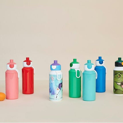 Mepal Drinkfles Pop - Up Campus Dino 400Ml koop je bij Babywinkel
