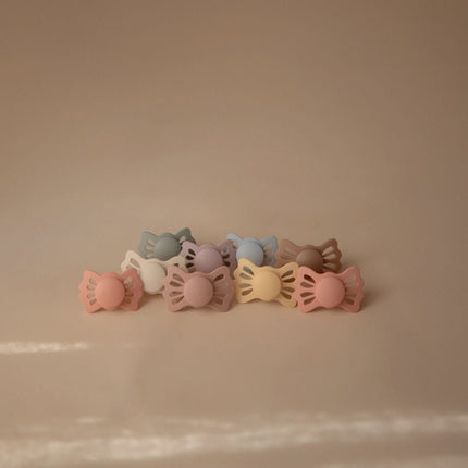 Frigg Speen Maat 1 Lucky Cedar/Baby Pink Silicone 2 - Pack koop je bij Babywinkel