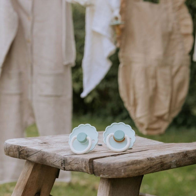 Frigg Speen Maat 2 Daisy Bloom Little Darling Silicone koop je bij Babywinkel