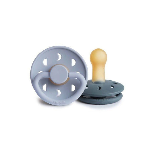 Frigg Speen Maat 2 Moon Powder Blue/Slate Latex 2 - Pack koop je bij Babywinkel