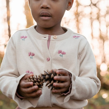 Little Dutch Baby Vestje Ruffles Gebreid Sand koop je bij Babywinkel