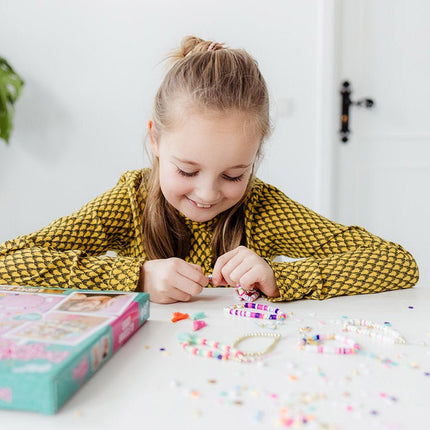 Gekleurde Knutselset Geluksarmbanden Maken koop je bij Babywinkel