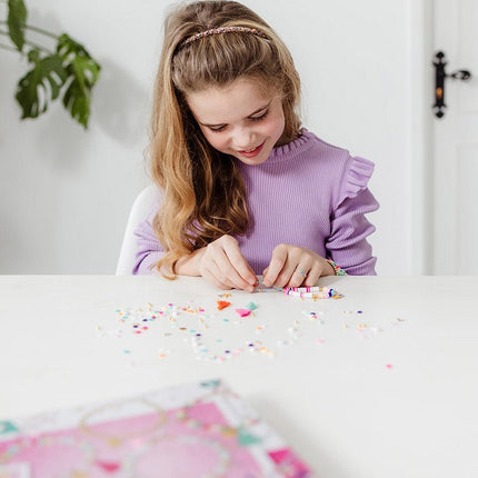 Gekleurde Knutselset Geluksarmbanden Maken koop je bij Babywinkel