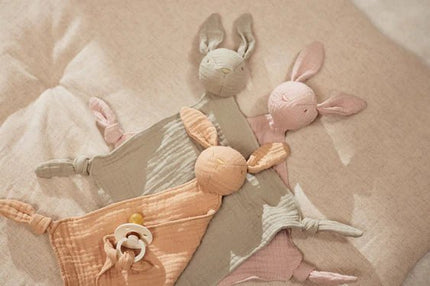 Jollein Speendoekje Konijnenoren Wild Rose koop je bij Babywinkel