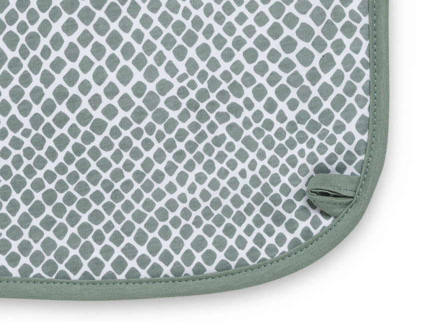 Jollein Wiegdeken Jersey Snake Ash Green 75x100cm koop je bij Babywinkel