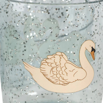 Konges Sløjd Serviesset Sparkly Swan Blue koop je bij Babywinkel