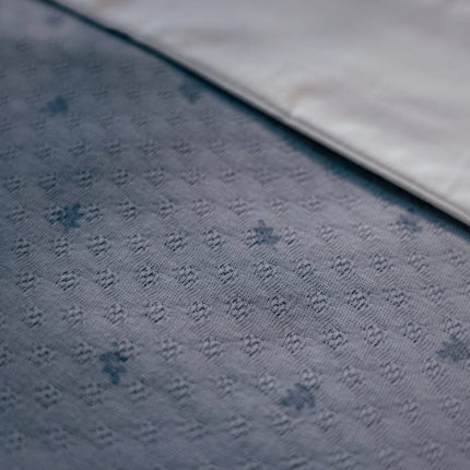 Little Dutch Ledikantdeken Pure Denim Blue koop je bij Babywinkel