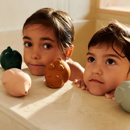 Liewood Badspeelgoed Carolina 4 - Pack Dove Blue Multi Mix koop je bij Babywinkel