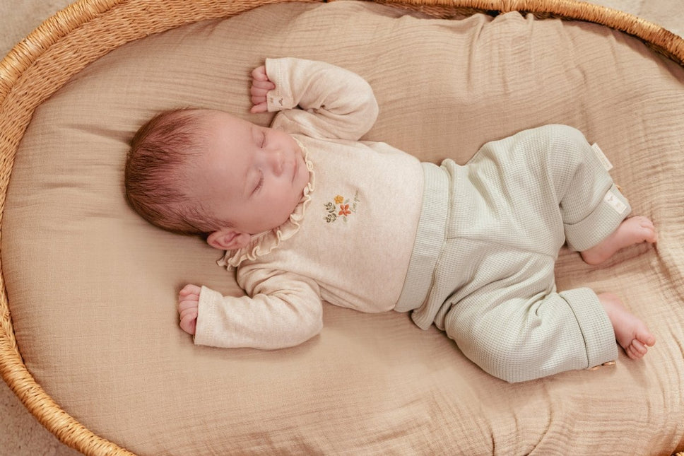 Little Dutch Baby Broekje Wafel Soft Green koop je bij Babywinkel