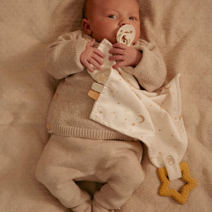 Little Dutch Baby Vestje Overslag Soft Beige Melee koop je bij Babywinkel