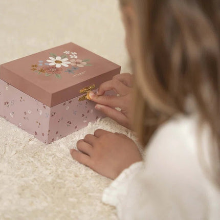 Little Dutch Sieradenkistje Met Muziek koop je bij Babywinkel
