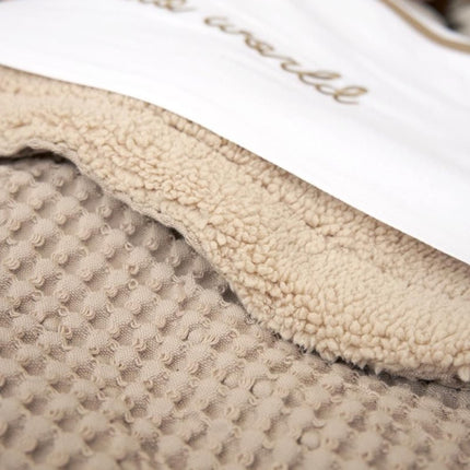 Meyco Baby Wafel Teddy Ledikant Deken Sand 100x150cm koop je bij Babywinkel