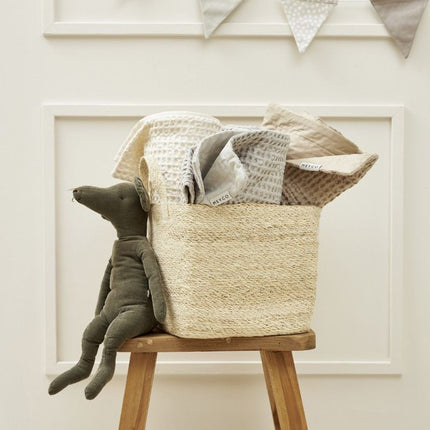 Meyco Baby Waffle Cotton Ledikant Deken Sand 75x100cm koop je bij Babywinkel