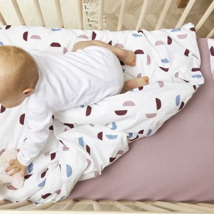 Meyco Dekbedovertrek Met Kussensloop Shapes Lilac 120X150 cm koop je bij Babywinkel