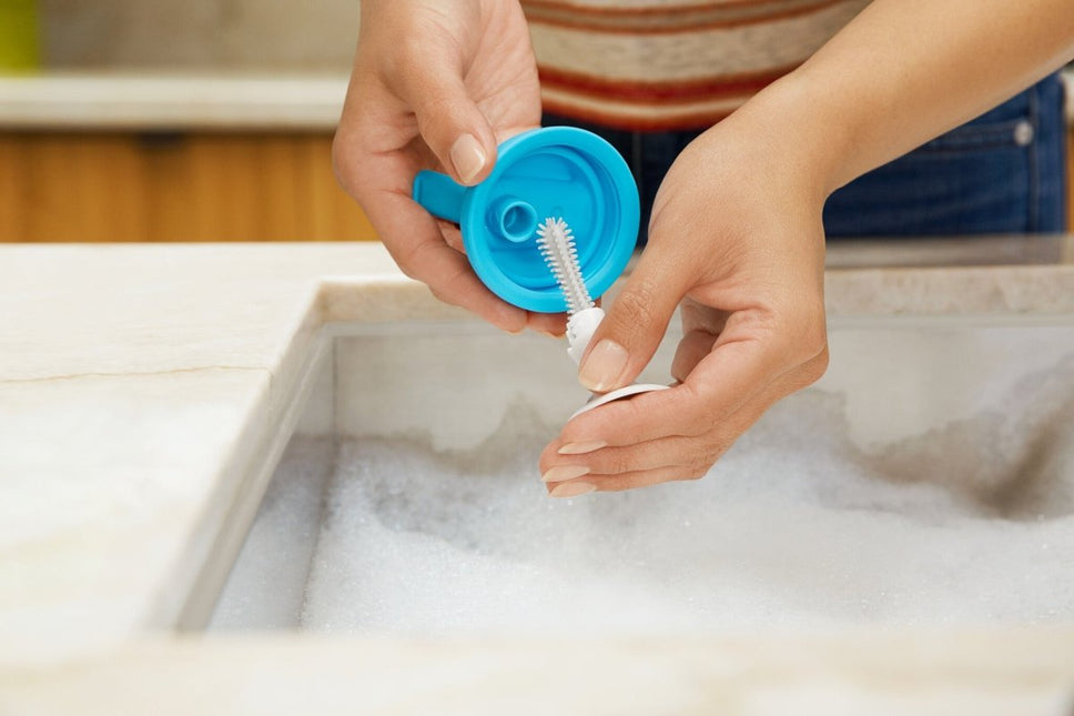 Munchkin Rietjesbeker Blue koop je bij Babywinkel