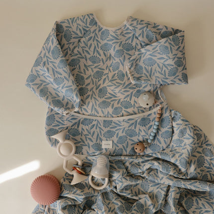 Mushie Bib Siniset kukat pitkähihainen