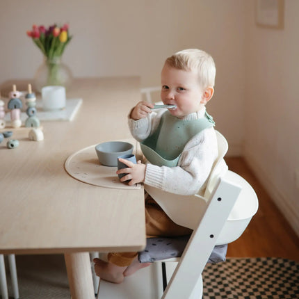Mushie Baby Kom Siliconen Stone koop je bij Babywinkel
