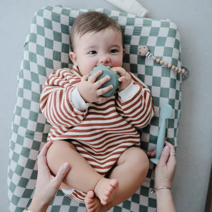 Mushie Educatief Speelgoed Dobbelstenen Tradewinds/Stone 2st koop je bij Babywinkel
