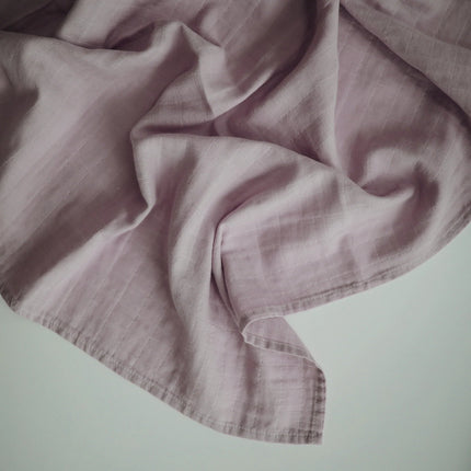 Mushie Hydrofiele Doek Soft Mauve 120cm koop je bij Babywinkel