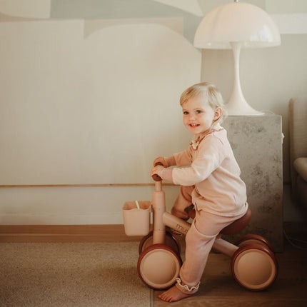 Mushie Peuterfiets Blush koop je bij Babywinkel