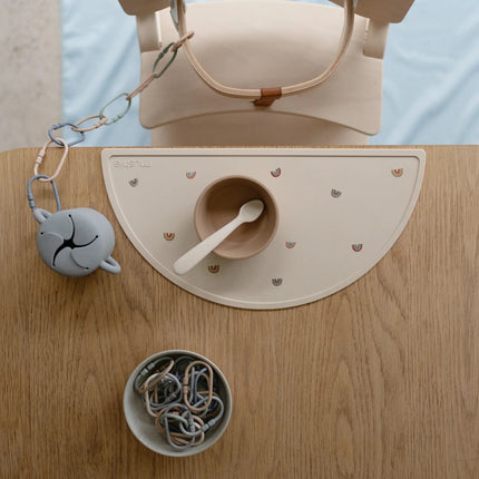 Mushie Placemat Rainbow koop je bij Babywinkel