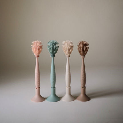 Mushie Flessenborstel Silicone Blush koop je bij Babywinkel