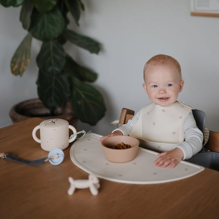 Mushie Slabbetje Pretzel koop je bij Babywinkel
