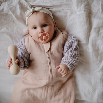 Mushie Slaapzak Baby Blush koop je bij Babywinkel