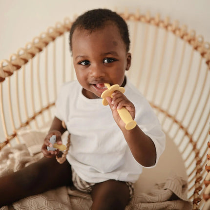 Mushie Tandenborstel Pale Daffodil koop je bij Babywinkel