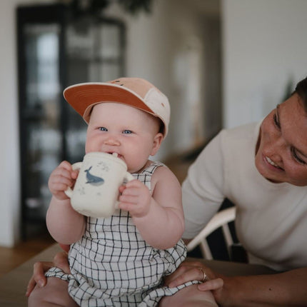 Mushie Oefenbeker Rietje Whales koop je bij Babywinkel