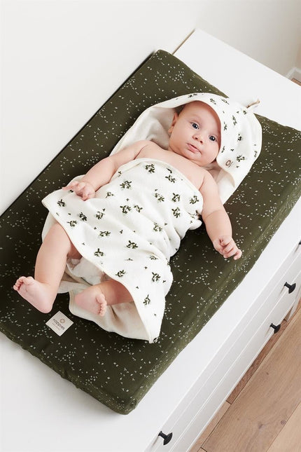 Noppies Badcape Baby Badstof Bloeiende Klaver Beetle koop je bij Babywinkel