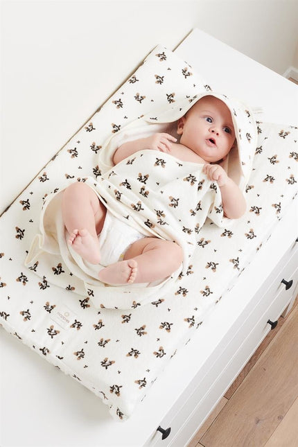 Noppies Badcape Baby Badstof Bloeiende Klaver Jet Stream koop je bij Babywinkel