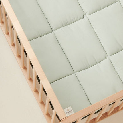 Noppies Botanisch mousseline boxkleed omkeerbaar Beetle 100x135cm koop je bij Babywinkel