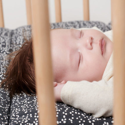 Noppies Fancy Dot jersey boxkleed omkeerbaar Forged Iron 100x135cm koop je bij Babywinkel