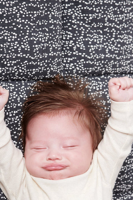 Noppies Fancy Dot jersey boxkleed omkeerbaar Forged Iron 100x135cm koop je bij Babywinkel