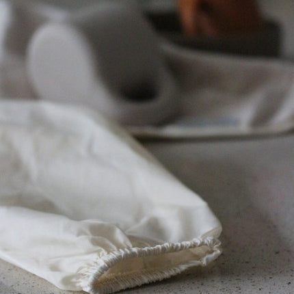 Silly Billyz Slabbetje Small Met Lange Mouwen White Sand koop je bij Babywinkel